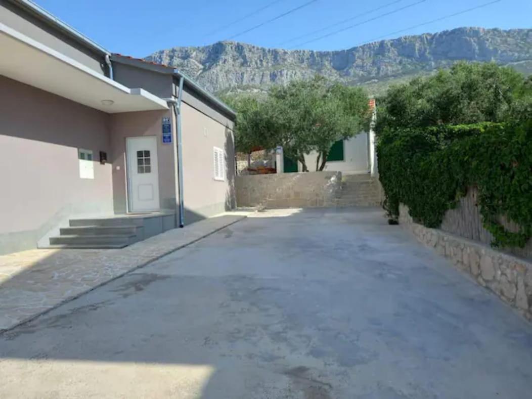Holiday Home Kastela Village Exteriör bild